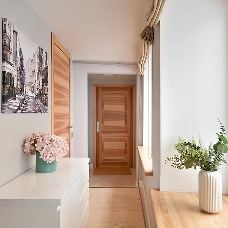 Heart Of Old Town - Walk To Everything!