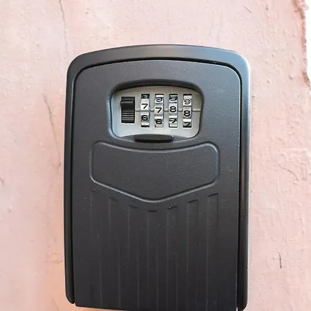 Lägenhet Heart Of Old Town - Walk To Everything! *